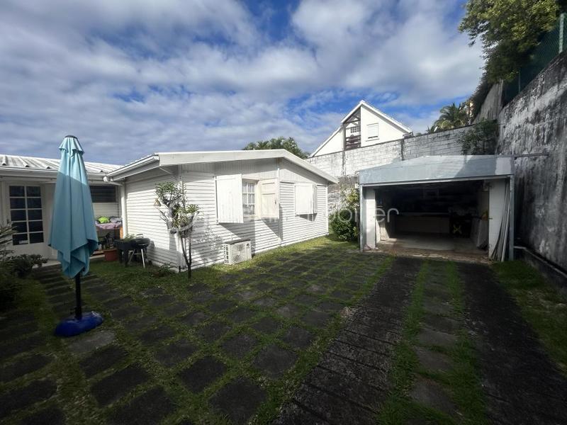 Villa - 185 m² - 6 pièces