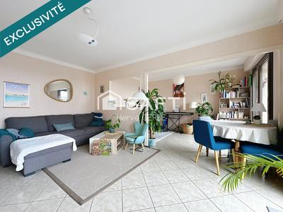 Appartement - 80 m² - 4 pièces