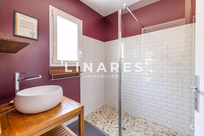 Villa - 180 m² - 5 pièces