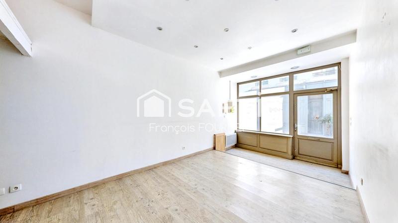 Immeuble - 80 m² - 3 pièces