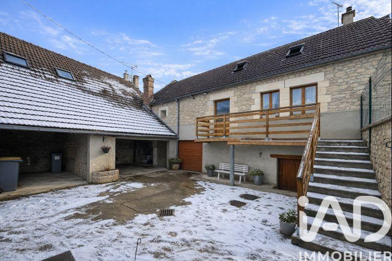 Maison de village - 104 m² - 5 pièces