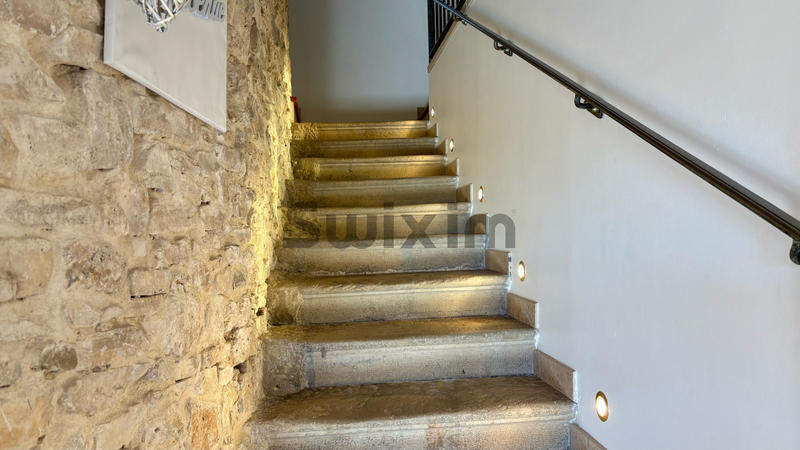 Mas - 220 m² - 8 pièces