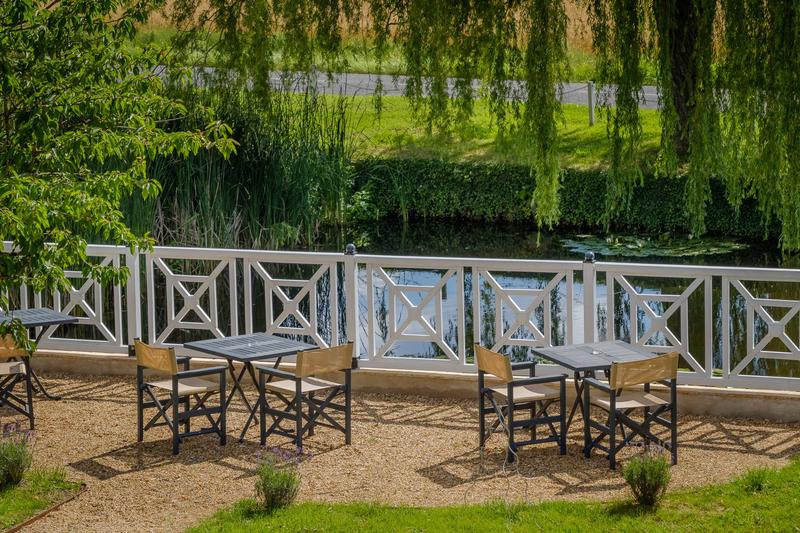 Le Fleuray Hotel et Restaurant