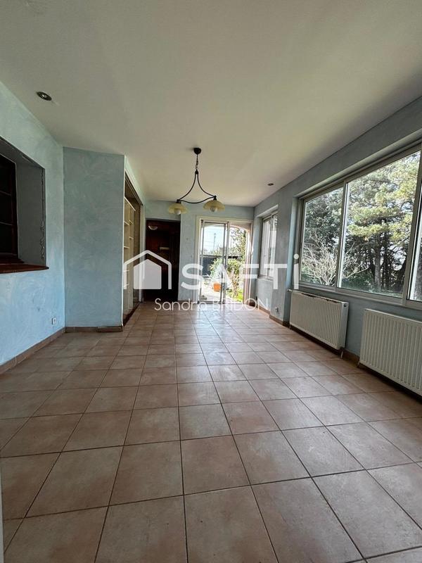 Villa - 168 m² - 6 pièces