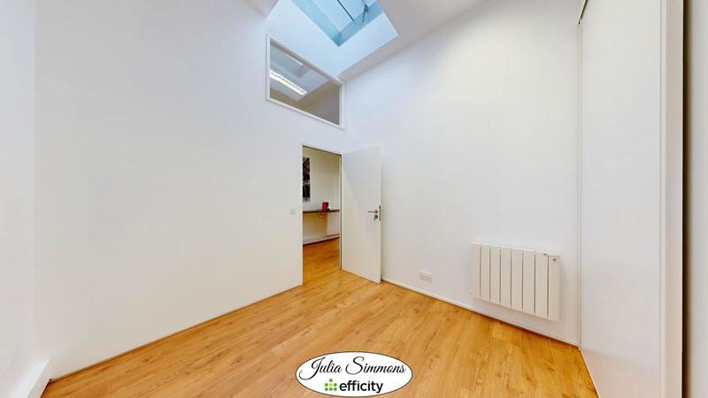 Bureau - 60 m² - 4 pièces