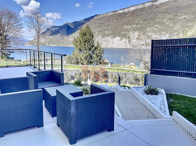 Villa - 215 m² - 9 pièces