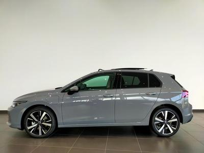 Volkswagen Golf 1.5 eHybrid 204 Dsg6 Vw Edition