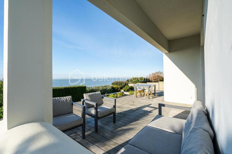 Demeure - 195 m² - 7 pièces