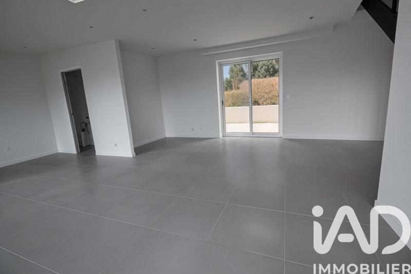 Maison - 158 m² - 7 pièces