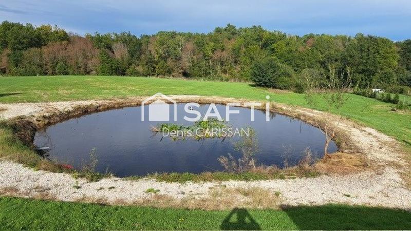 Maison - 859 m² - 19 pièces