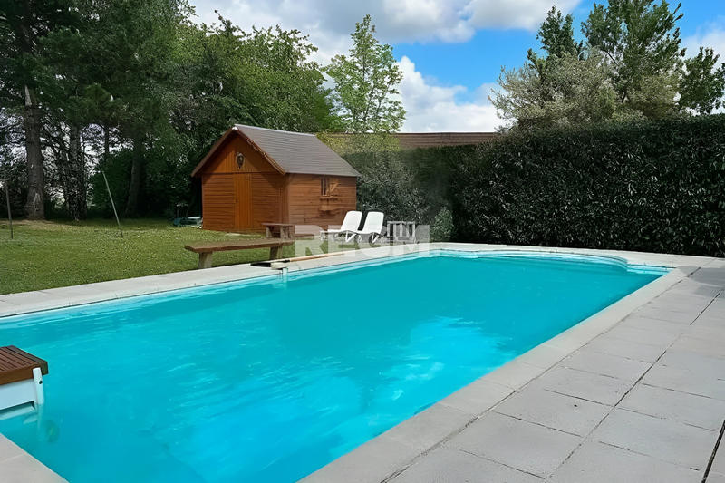 Maison - 158 m² - 5 pièces