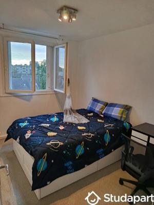 Chambre - 12 m² - 1 pièce