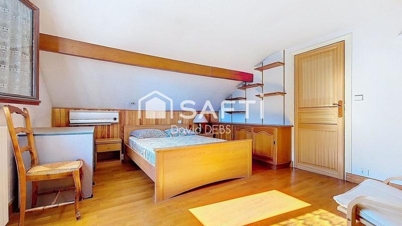 Maison - 106 m² - 6 pièces