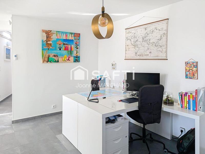 Villa - 264 m² - 9 pièces