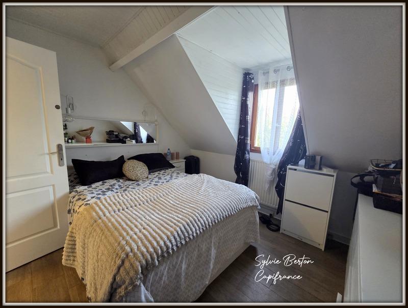 Maison - 99 m² - 6 pièces