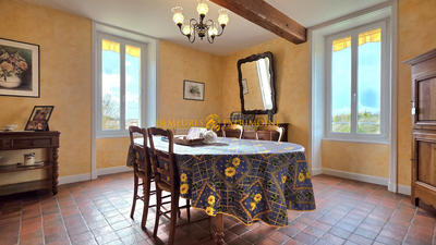 Maison ancienne - 236 m² - 5 pièces