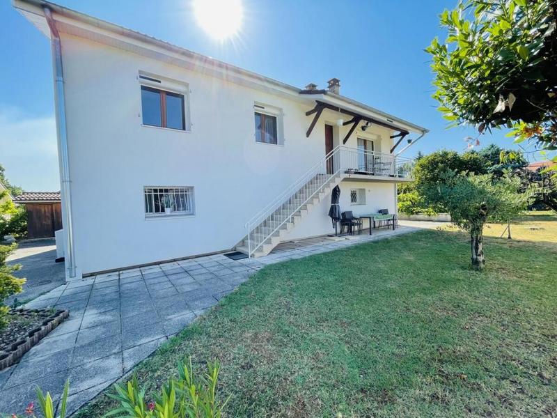 Maison - 158 m² - 7 pièces