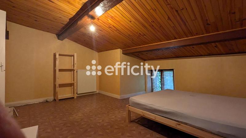 Maison - 199 m² - 6 pièces