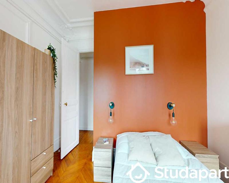 Chambre - 190 m² - 1 pièce