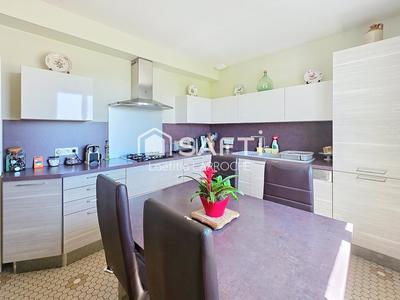 Maison - 103 m² - 6 pièces