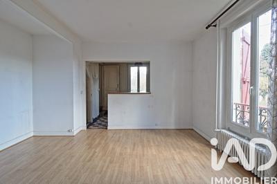 Maison - 104 m² - 5 pièces