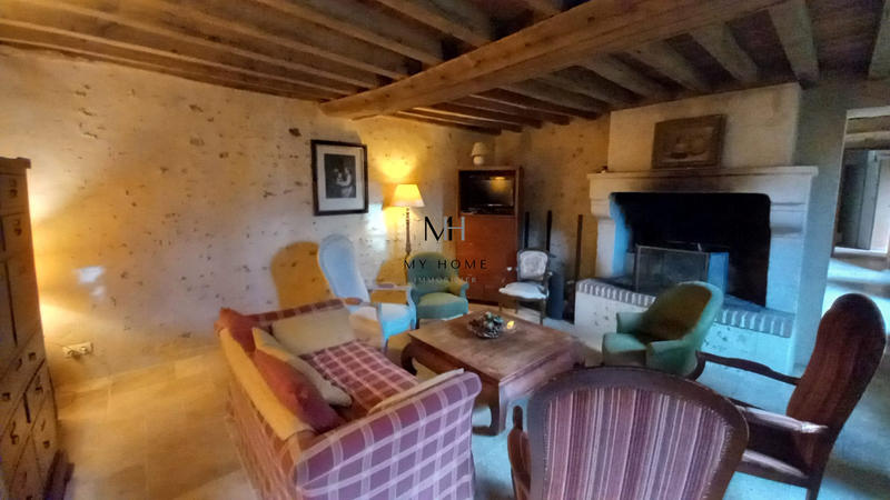 Maison - 320 m² - 18 pièces