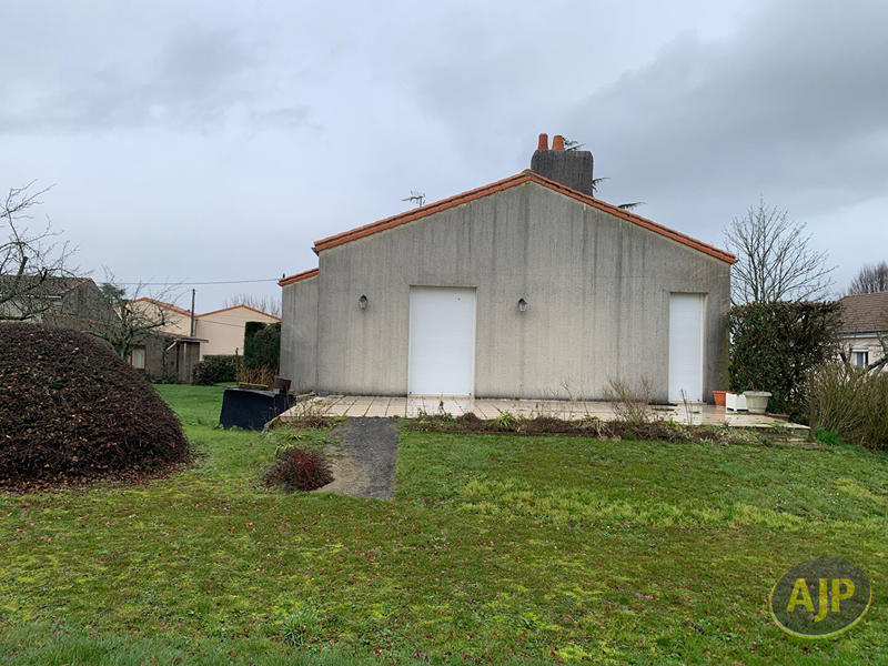 Maison - 99 m² - 5 pièces