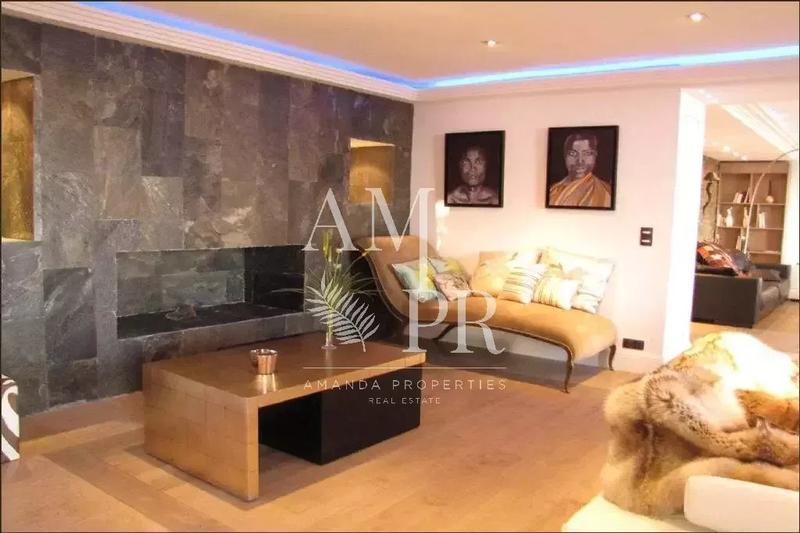 Villa - 600 m² - 8 pièces