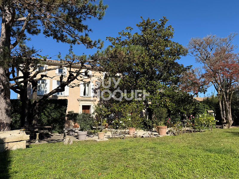 Maison bourgeoise - 680 m² - 20 pièces