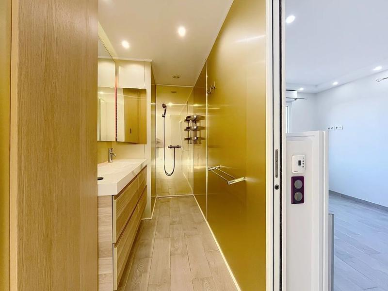 Appartement - 79 m² - 3 pièces