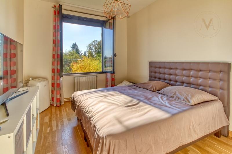 Maison - 90 m² - 6 pièces