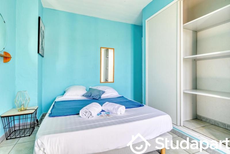 Chambre - 9 m² - 1 pièce