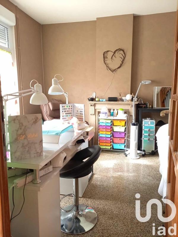 Maison - 205 m² - 10 pièces