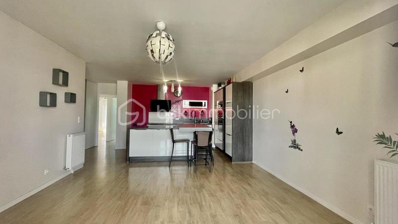 Appartement - 82 m² - 4 pièces