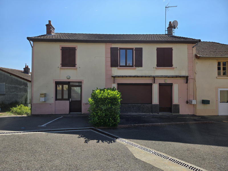 Maison - 217 m² - 8 pièces