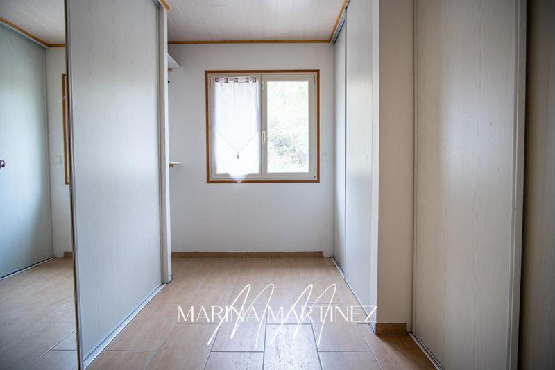 Maison - 242 m² - 5 pièces
