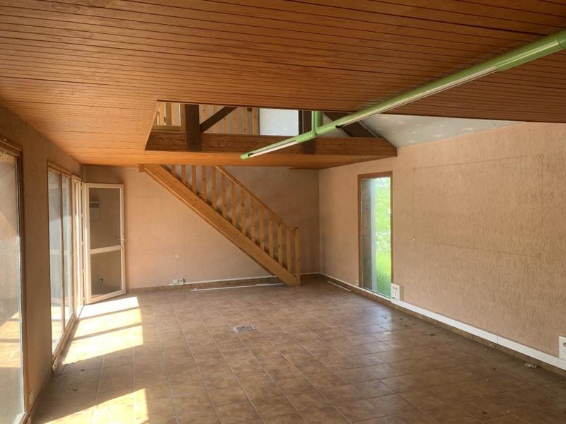 Bureau - 250 m² - 1 pièce