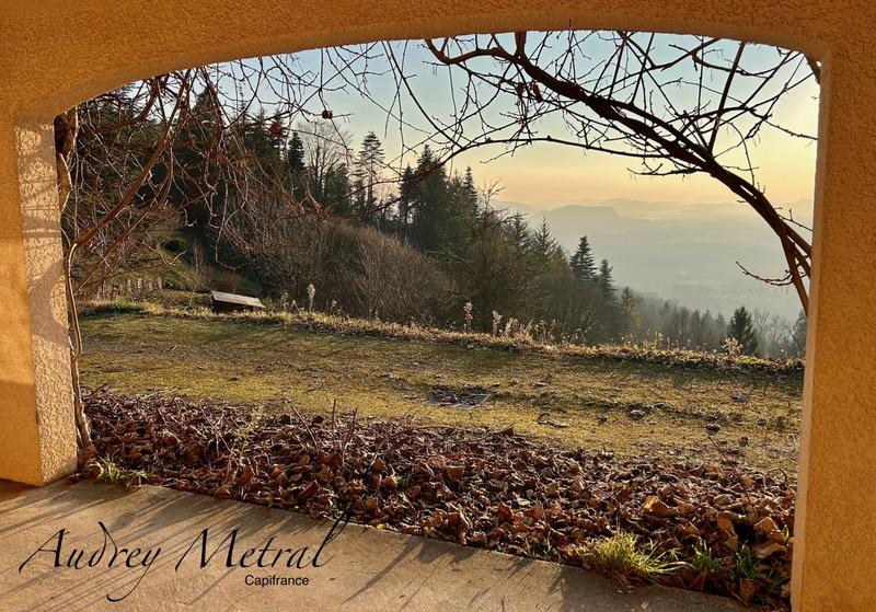 Maison - 90 m² - 3 pièces