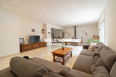 Maison - 152 m² - 7 pièces