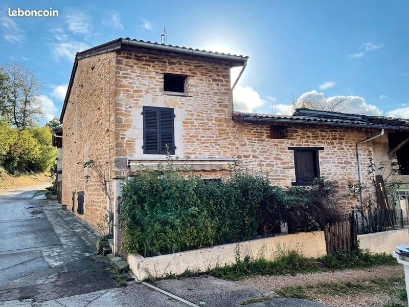 Maison de village - 89 m² - 6 pièces