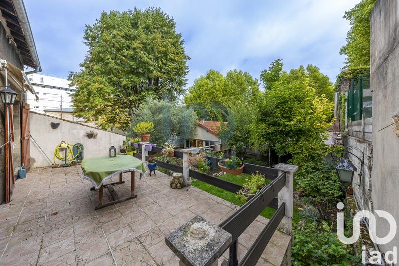 Maison - 85 m² - 5 pièces