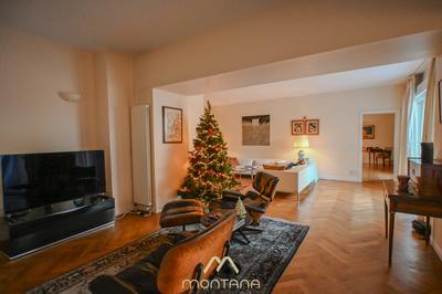 Maison - 213 m² - 7 pièces