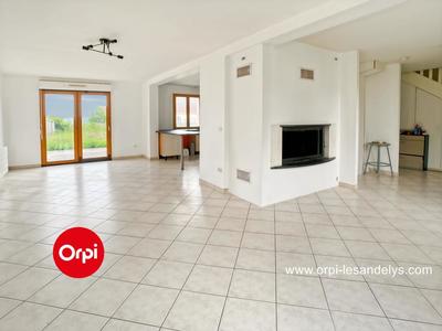 Maison - 146 m² - 6 pièces