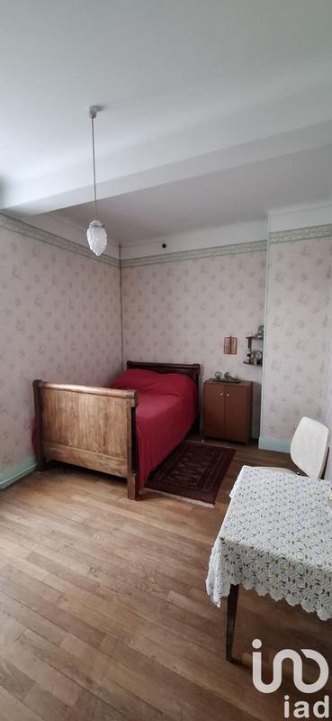 Maison - 213 m² - 8 pièces