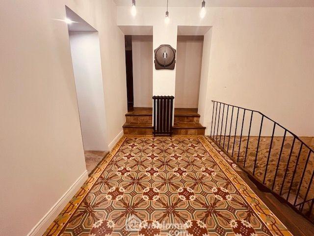 Maison - 224 m² - 6 pièces