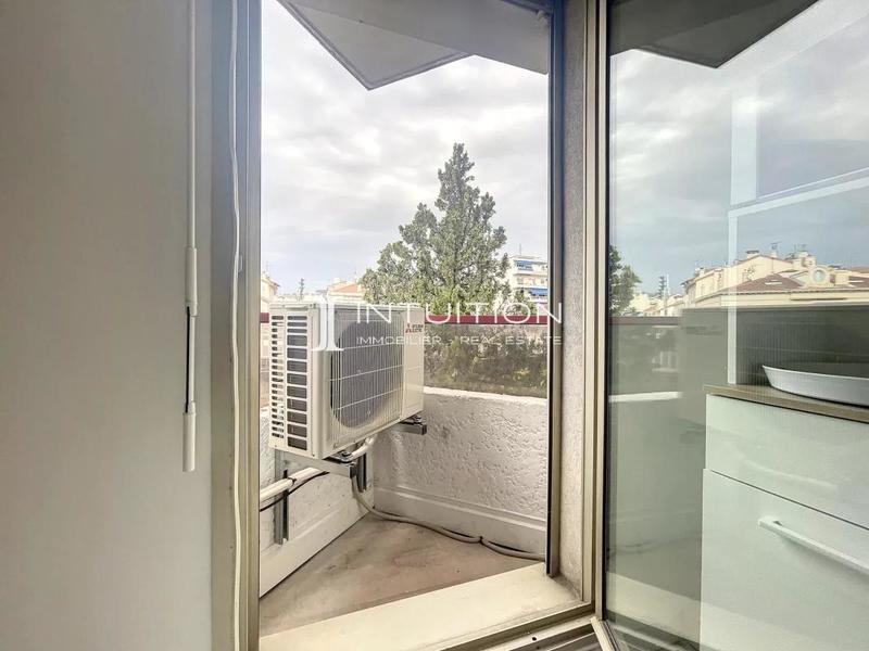 Studio - 26 m² - 1 pièce