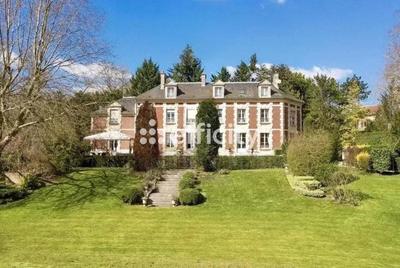 Château - 481 m² - 12 pièces