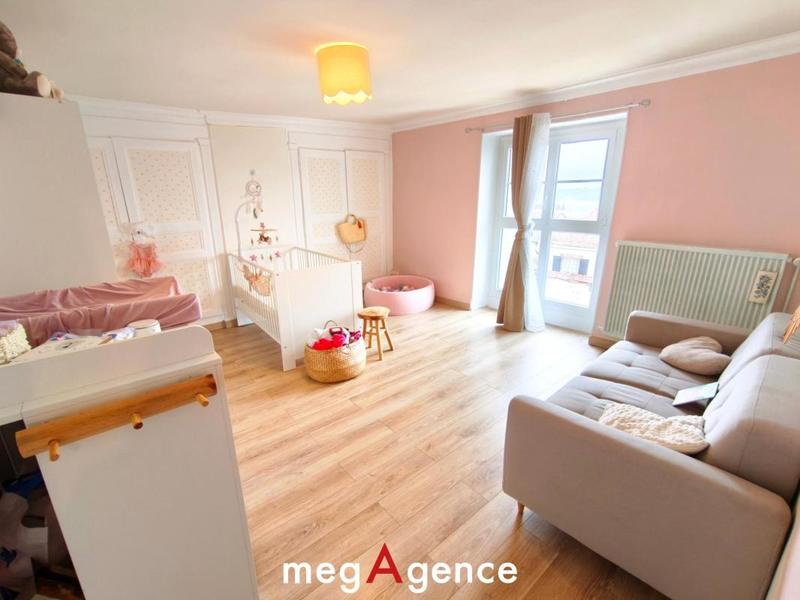 Maison ancienne - 183 m² - 6 pièces