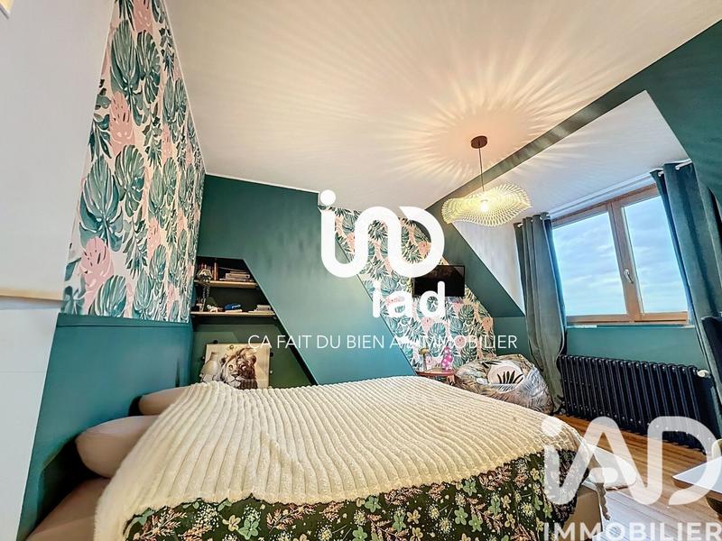 Maison - 252 m² - 10 pièces