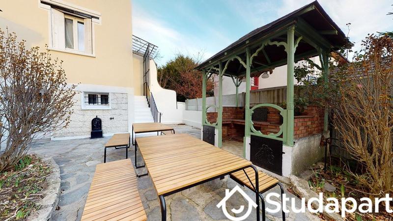 Chambre - 10 m² - 1 pièce